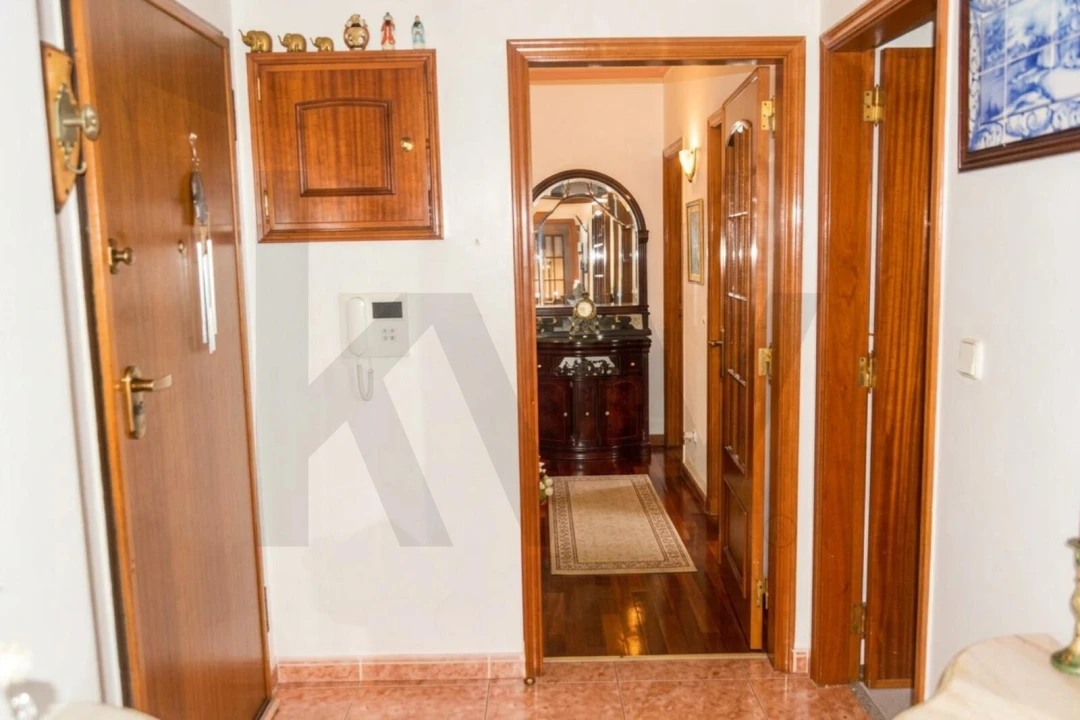 Apartamento T2 para Venda em Agualva e Mira-Sintra Foto 19