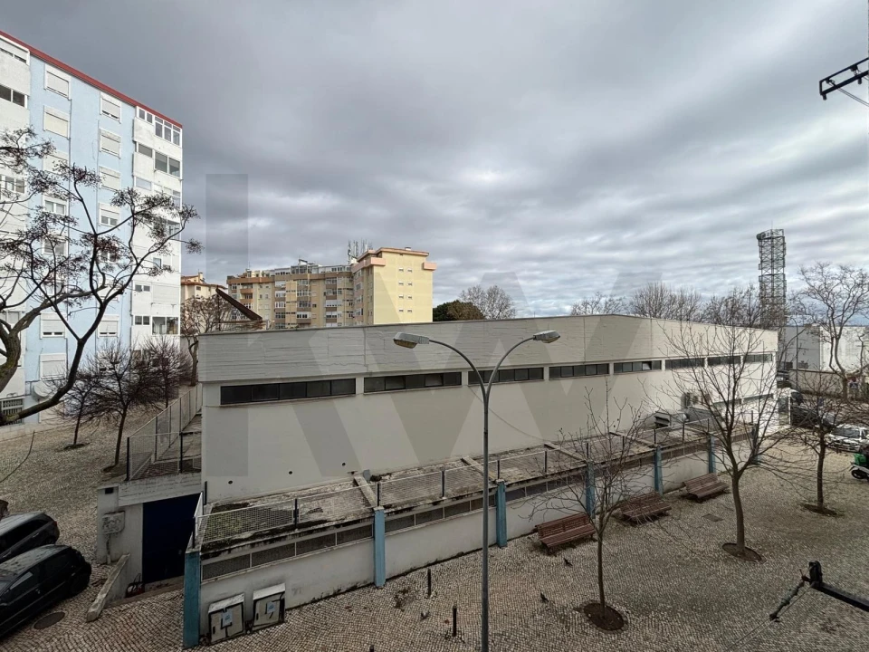 Apartamento T1 para Venda em Oeiras e São Julião da Barra, Paço de Arcos e Caxias Foto 2