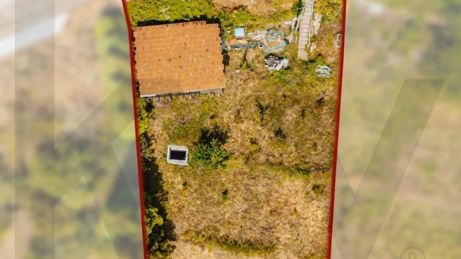 Terreno para Venda em Camacha