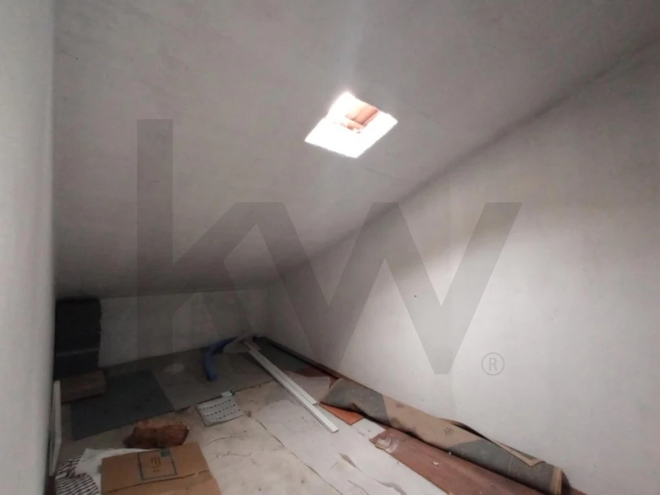 Apartamento T3 para Venda em Carregado e Cadafais Foto 14