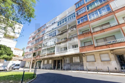 Apartamento T1 para Venda em Alvalade