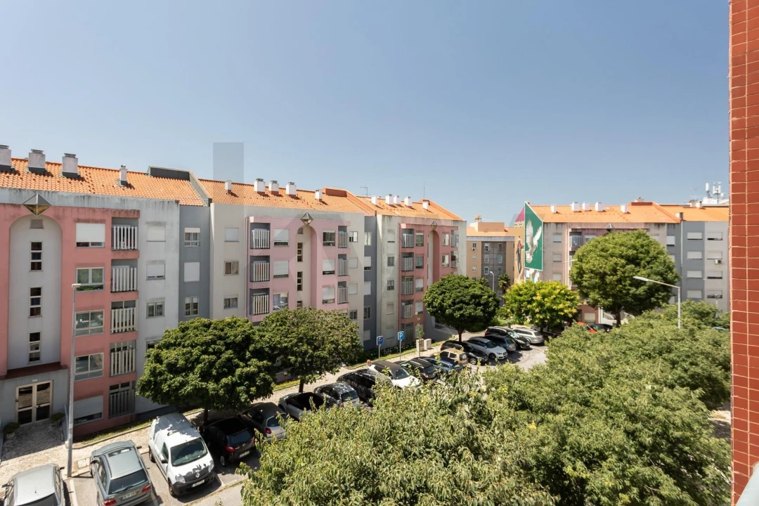 Apartamento T3 para Venda em Águas Livres Foto 29
