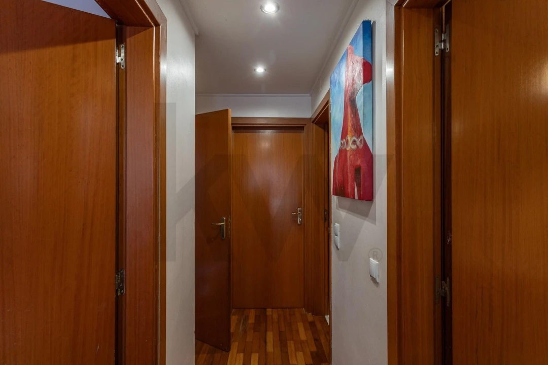 Apartamento T3 para Venda em Águas Livres Foto 15