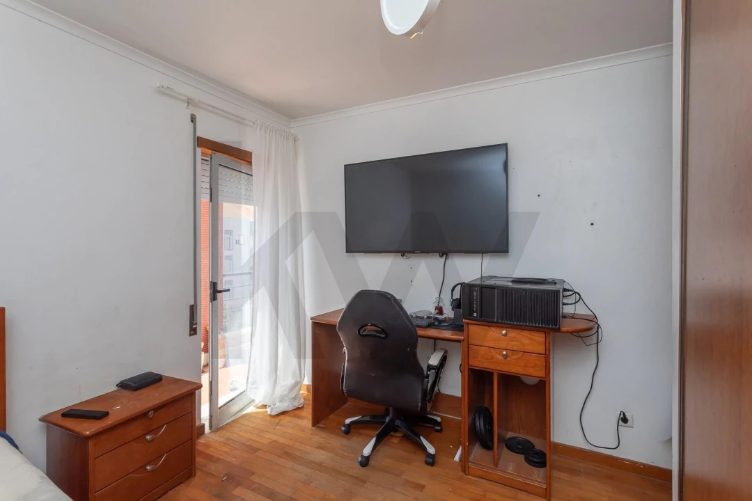 Apartamento T3 para Venda em Águas Livres Foto 6