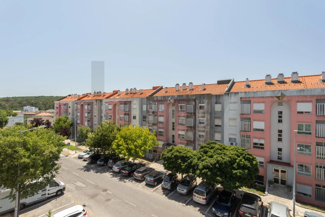 Apartamento T3 para Venda em Águas Livres Foto 30