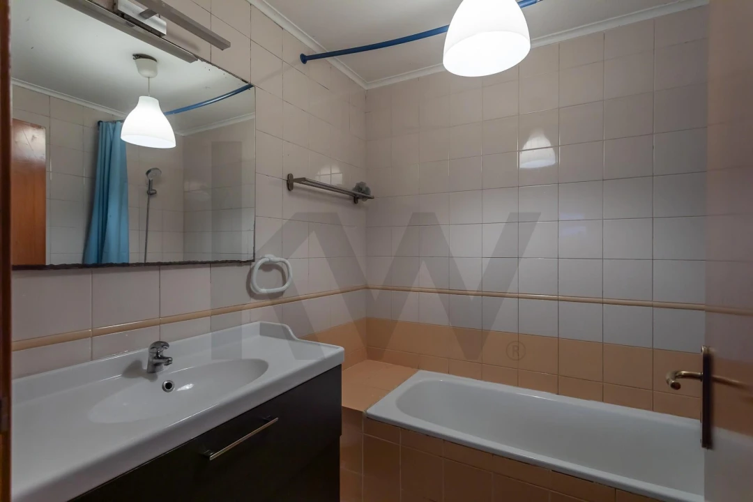 Apartamento T3 para Venda em Águas Livres Foto 14