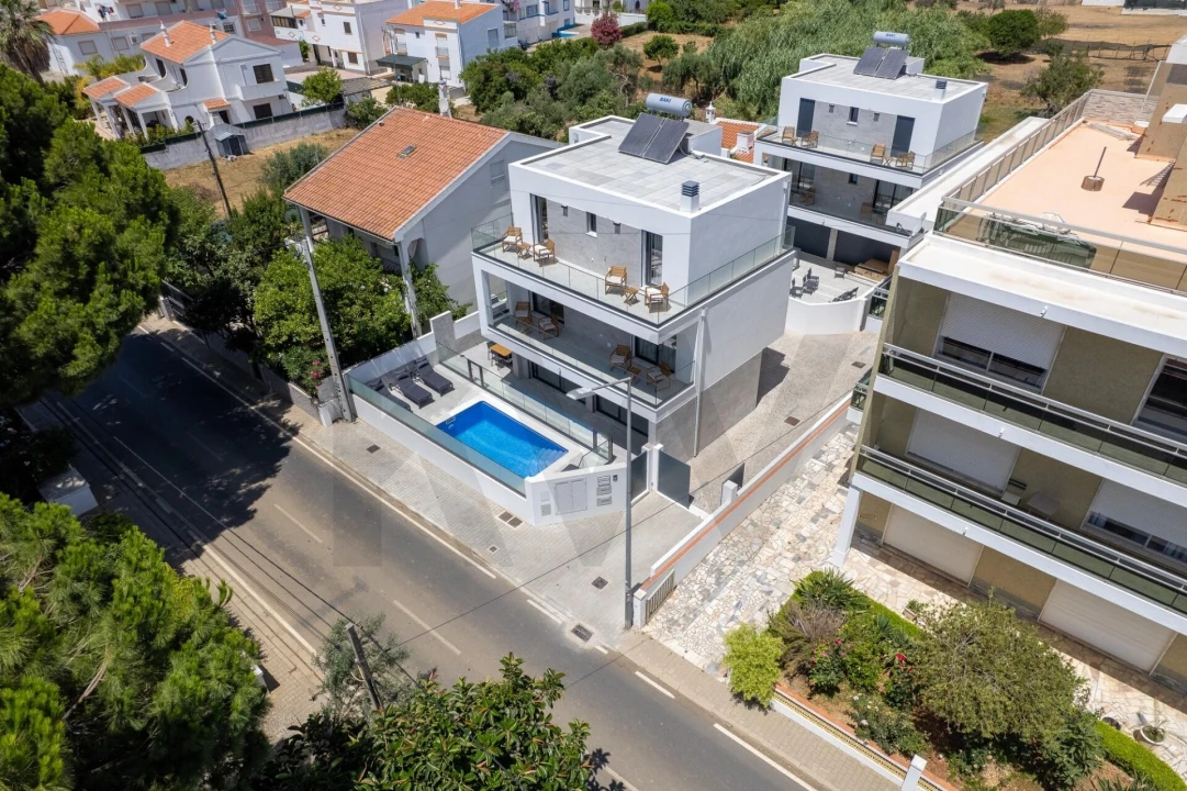 Moradia T5 para Venda em Vila Nova de Cacela Foto 25