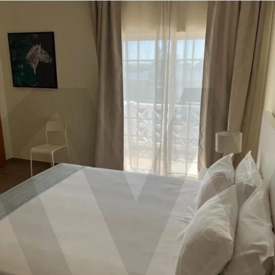Moradia T1 para Venda em Albufeira e Olhos de Água Foto 9