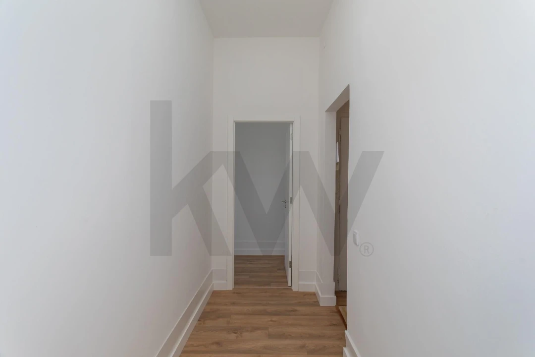 Apartamento T4 para Arrendamento em Avenidas Novas Foto 47