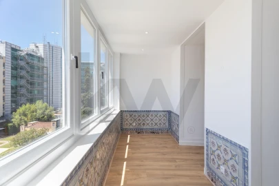 Apartamento T4 para Arrendamento em Avenidas Novas
