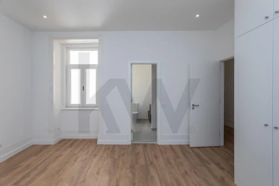 Apartamento T4 para Arrendamento em Avenidas Novas