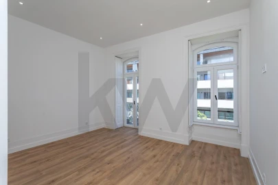 Apartamento T4 para Arrendamento em Avenidas Novas