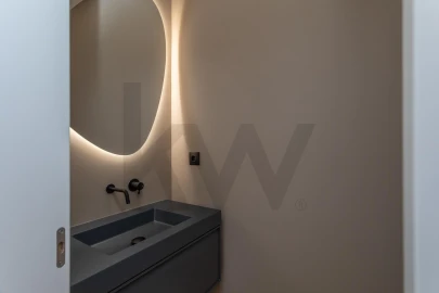 Apartamento T4 para Arrendamento em Avenidas Novas