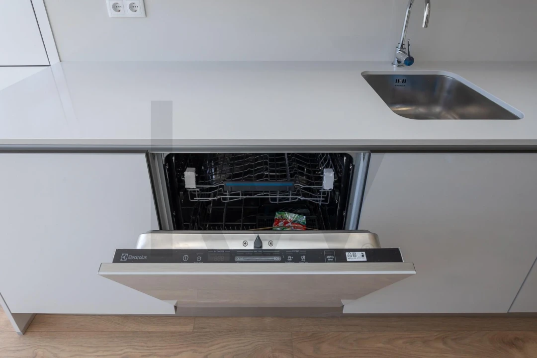 Apartamento T4 para Arrendamento em Avenidas Novas Foto 6