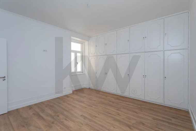 Apartamento T4 para Arrendamento em Avenidas Novas Foto 39