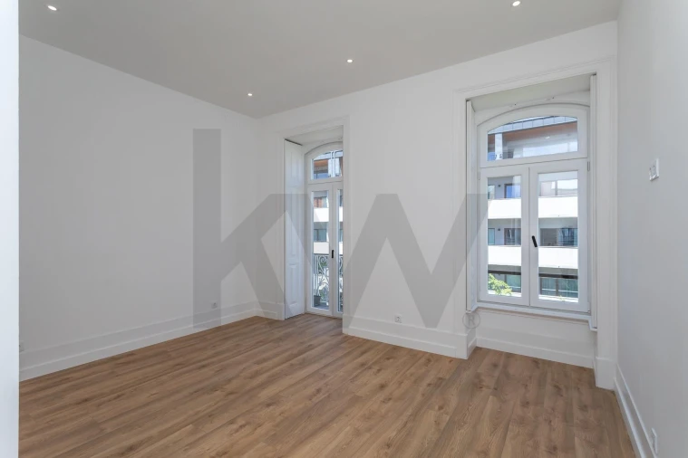 Apartamento T4 para Arrendamento em Avenidas Novas Foto 46