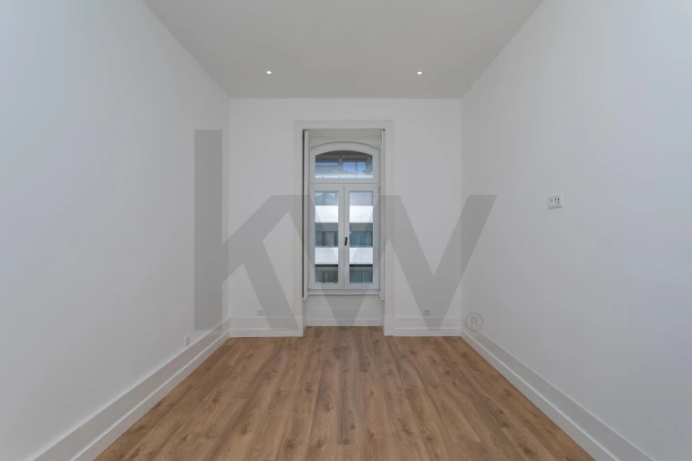 Apartamento T4 para Arrendamento em Avenidas Novas Foto 20