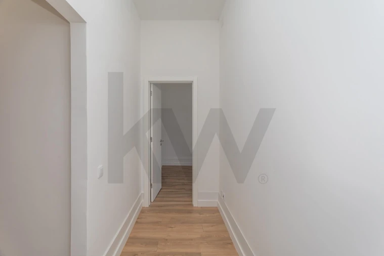 Apartamento T4 para Arrendamento em Avenidas Novas Foto 19