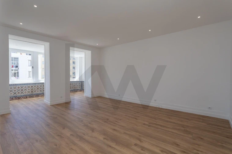 Apartamento T4 para Arrendamento em Avenidas Novas Foto 17