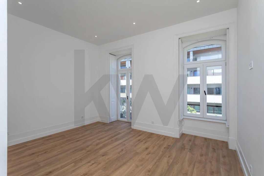 Apartamento T4 para Arrendamento em Avenidas Novas Foto 46