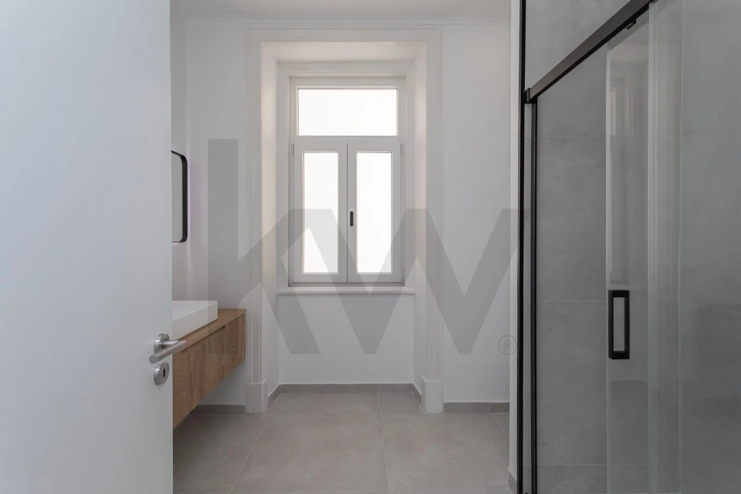 Apartamento T4 para Arrendamento em Avenidas Novas Foto 38