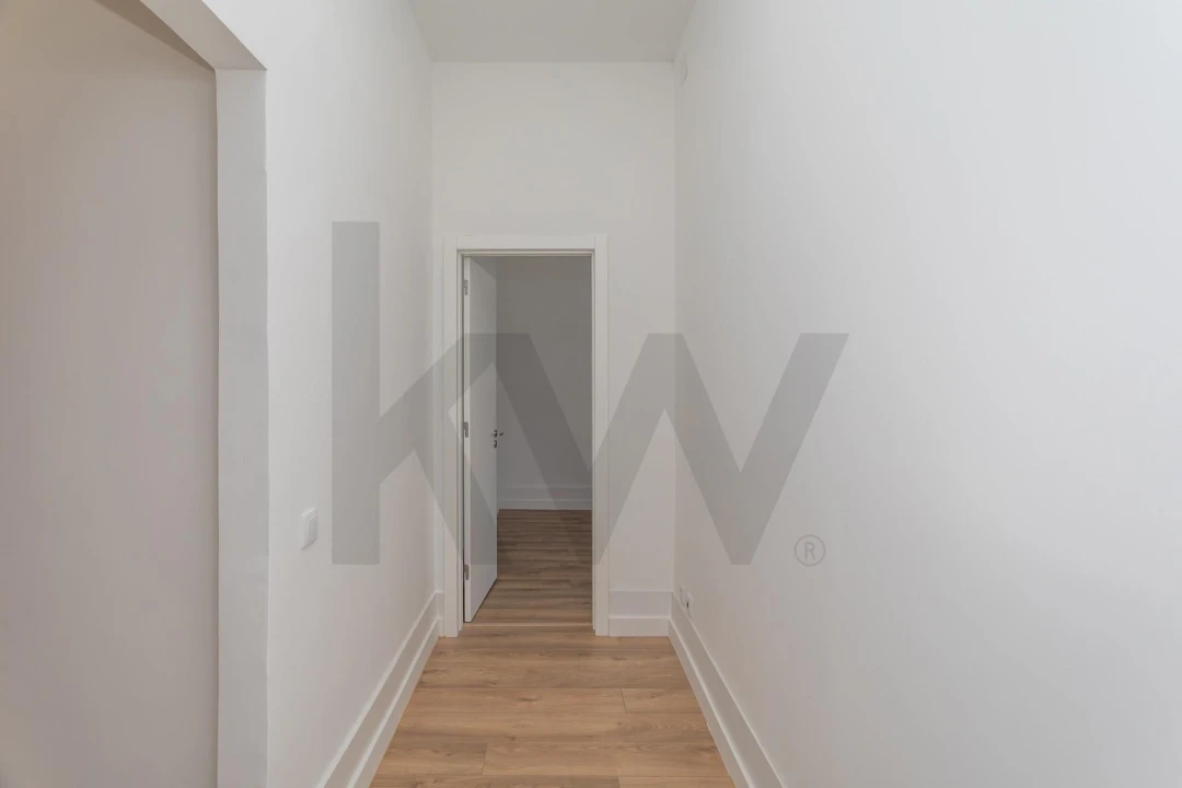 Apartamento T4 para Arrendamento em Avenidas Novas Foto 19
