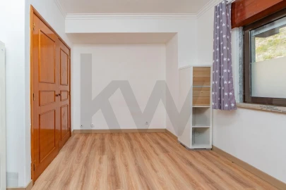 Apartamento T2 para Venda em Queluz e Belas