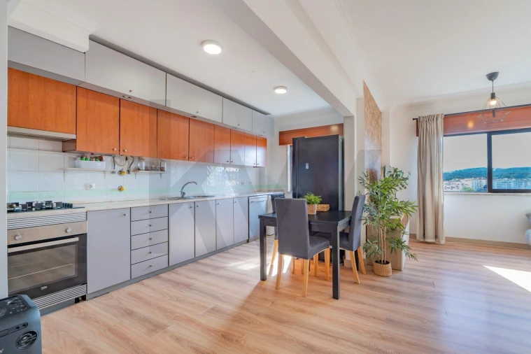 Apartamento T2 para Venda em Queluz e Belas Foto 7