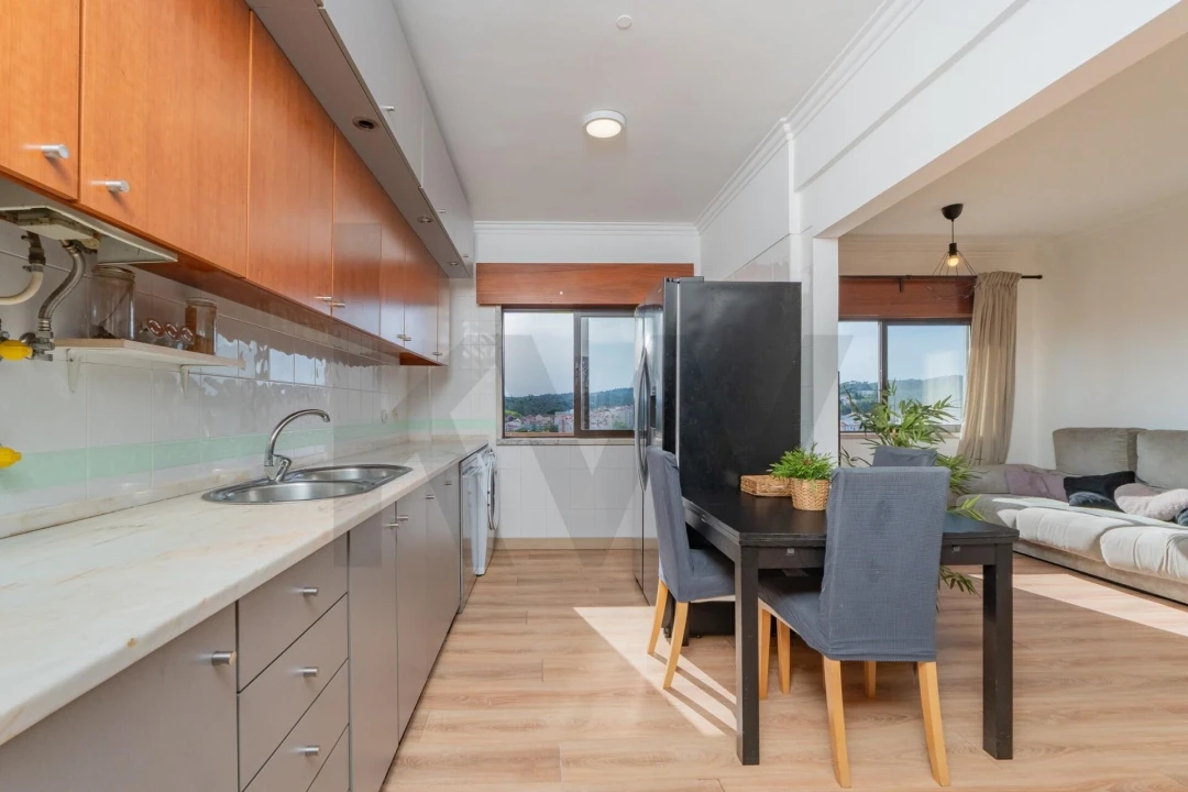 Apartamento T2 para Venda em Queluz e Belas Foto 8