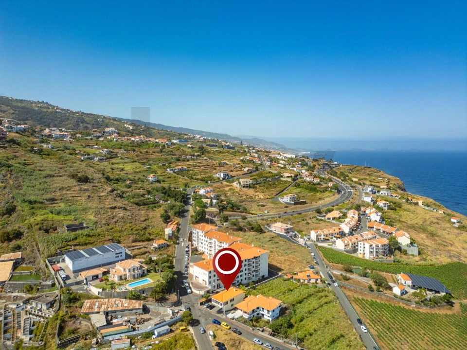 Loja para Arrendamento em Caniço Foto 24