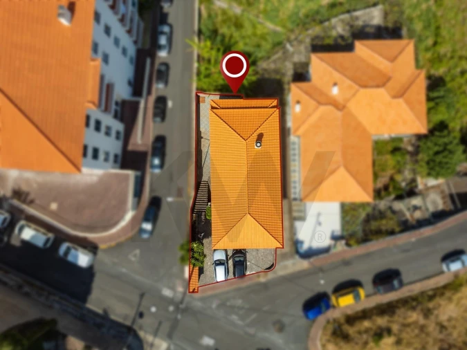 Loja para Arrendamento em Caniço Foto 18