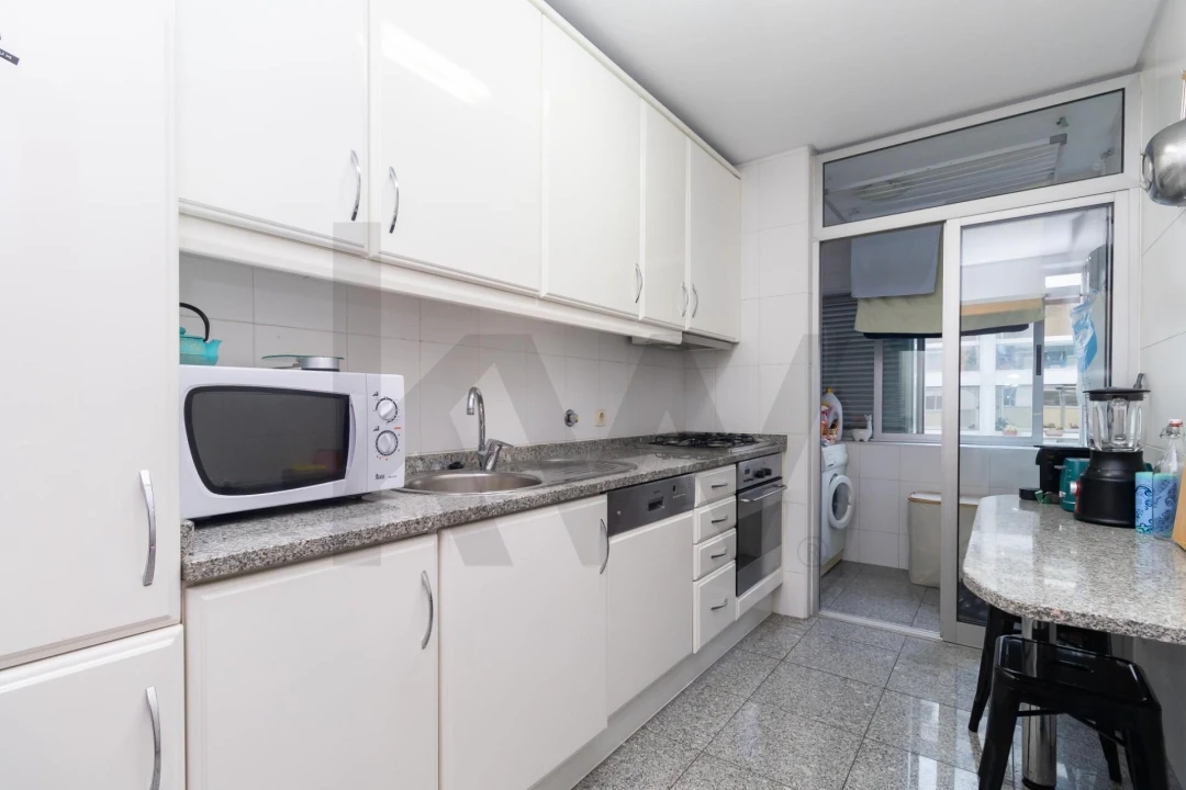 Apartamento T1 para Arrendamento em Cidade da Maia Foto 9