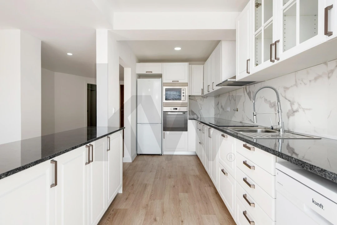 Apartamento T2 para Venda em Funchal (São Pedro) Foto 8