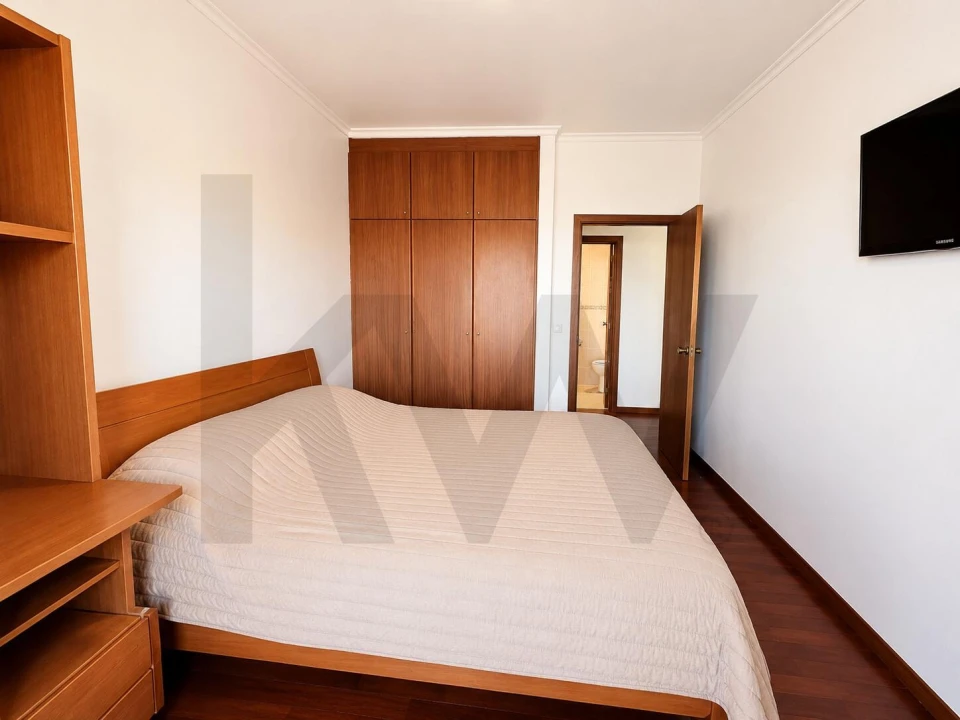 Apartamento T2 para Venda em Caniço Foto 7