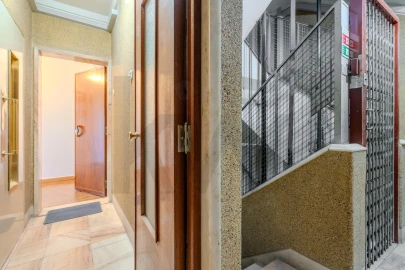 Apartamento T3 para Arrendamento em Alvalade