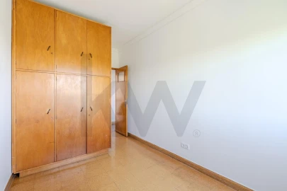 Apartamento T3 para Arrendamento em Alvalade