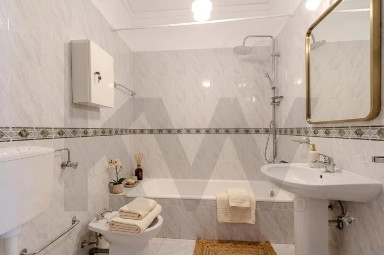 Apartamento T3 para Arrendamento em Alvalade Foto 24