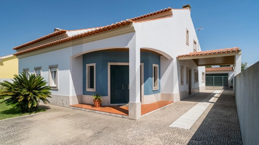Moradia T5 para Venda em Vendas Novas