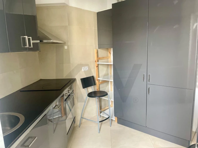 Apartamento T2 para Arrendamento em Arroios Foto 3