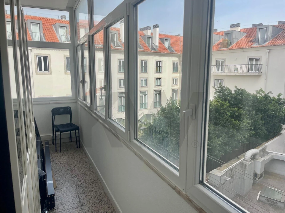 Apartamento T2 para Arrendamento em Arroios Foto 12