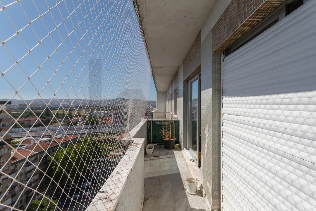 Apartamento T2 para Arrendamento em Lumiar Foto 29