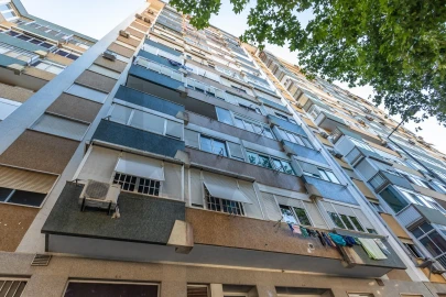 Apartamento T2 para Arrendamento em Lumiar