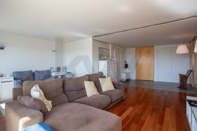 Apartamento T2 para Arrendamento em Lumiar