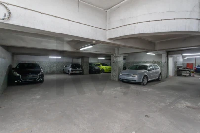 Apartamento T2 para Arrendamento em Lumiar