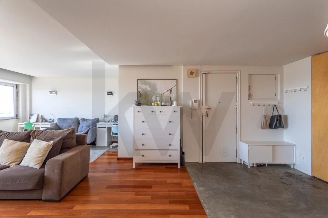 Apartamento T2 para Arrendamento em Lumiar Foto 12
