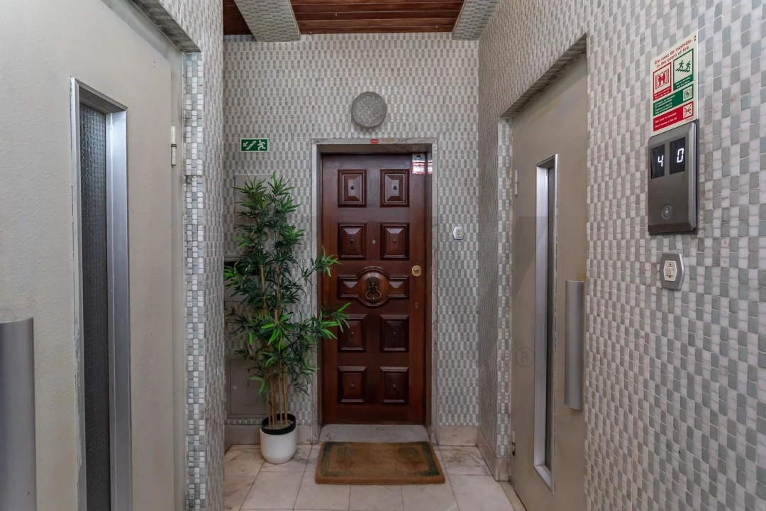 Apartamento T2 para Arrendamento em Lumiar Foto 33