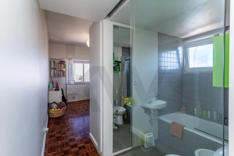 Apartamento T2 para Arrendamento em Lumiar Foto 13