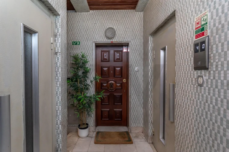 Apartamento T2 para Arrendamento em Lumiar Foto 33