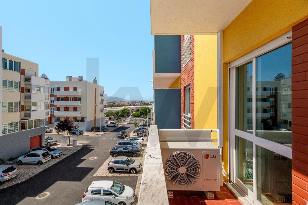 Apartamento T3 para Venda em São Domingos de Rana Foto 19