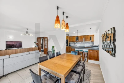 Apartamento T3 para Venda em São Domingos de Rana